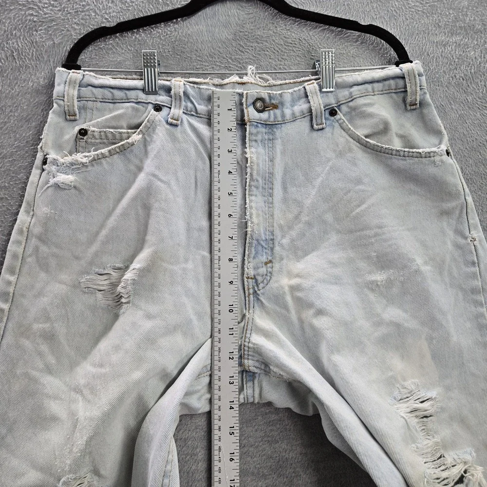 Levis *please carefully